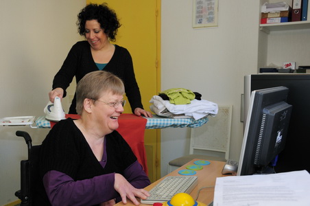 01. Els Sengers en pgb-hulp Leonie Wessels_L